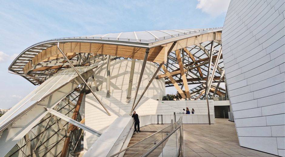 The glass sails of Fondation Louis Vuitton