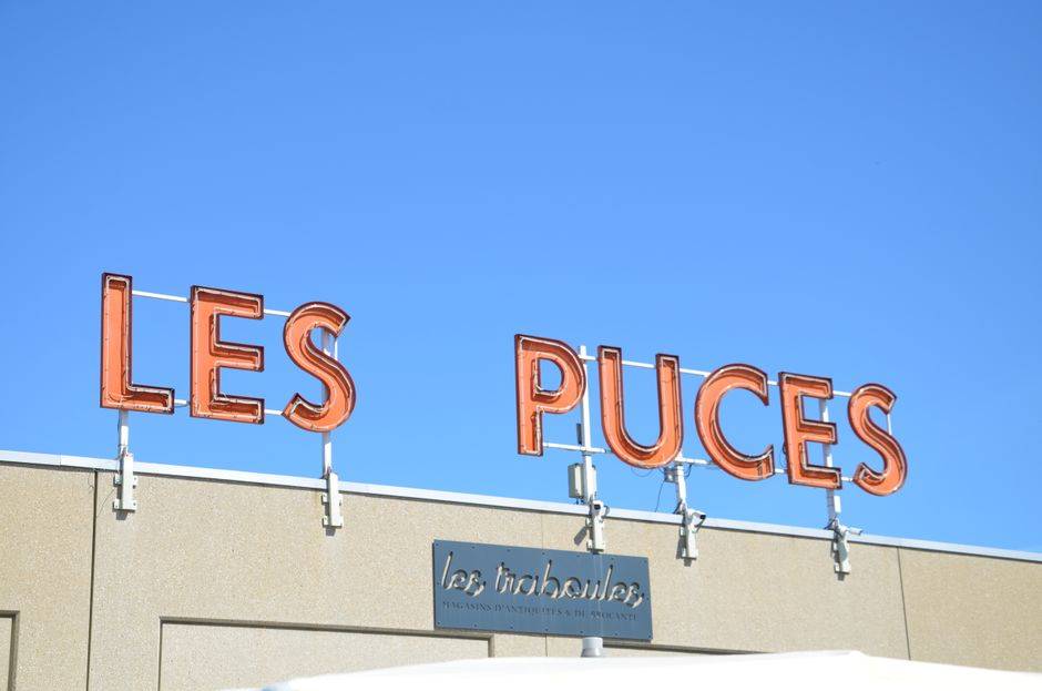 The Les Puces sign at the Paris flea markets