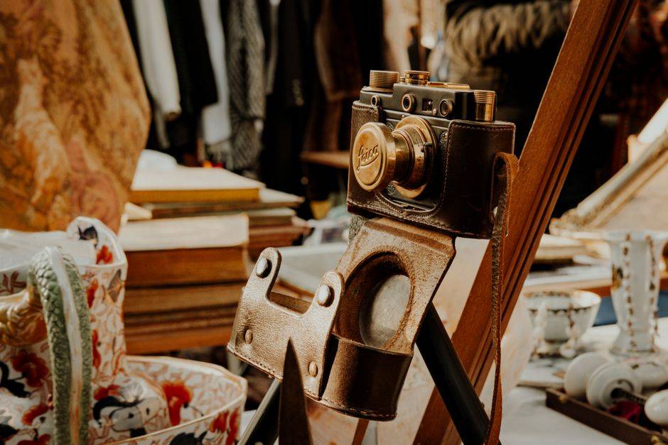 Vintage cameras at a flea market