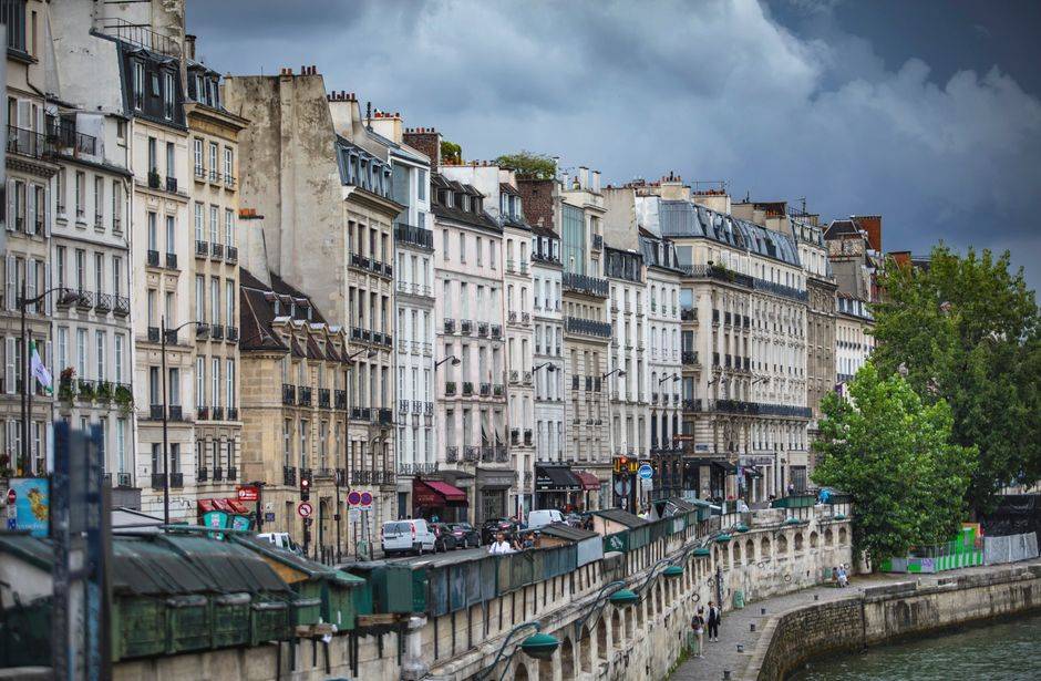 Historic buildings along the Seine